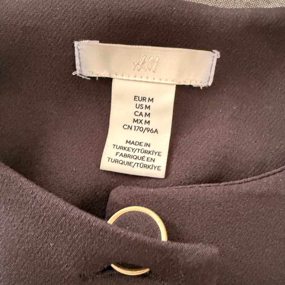 H&M Black business dress - buttons down the front - Size M - Picture 4 of 4